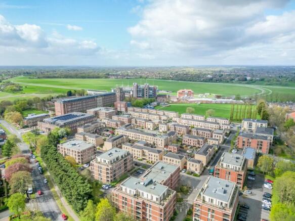 2 bed Penthouse for sale Image 11