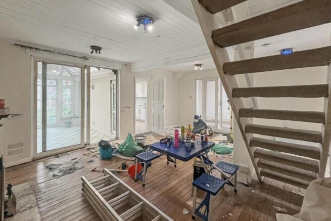 33 The Drive, Morden, Surrey, SM4 6DH