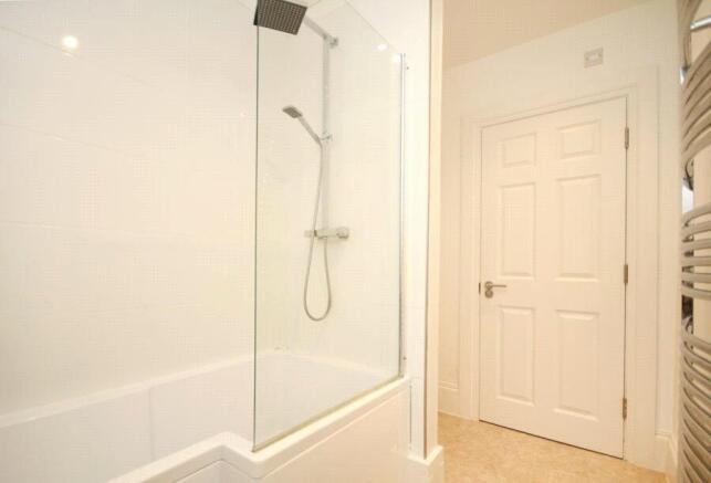 1 bed Flat for sale Image 8
