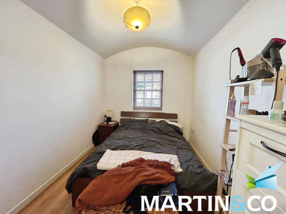 1 bed Apartment for sale Image 5