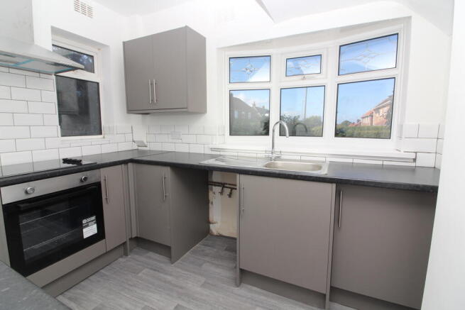 2 bed House to rent Image 6
