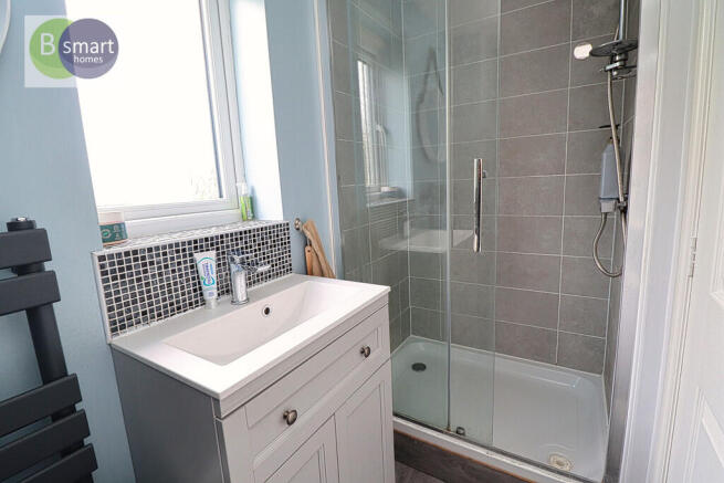 3 bed Detached for sale Image 9
