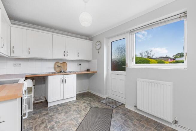 2 bed Semi-Detached for sale Image 5
