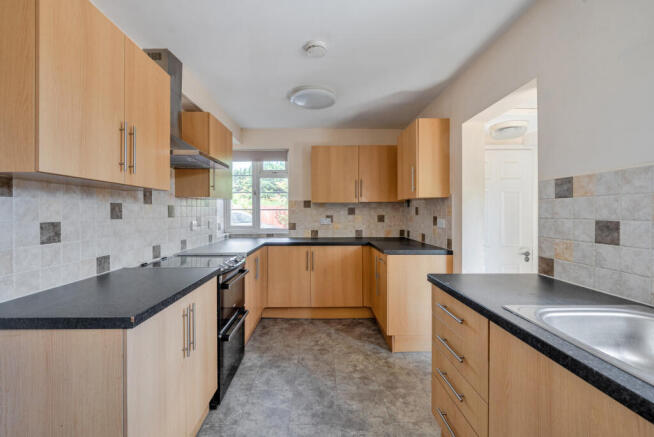 1315647-11-686277...