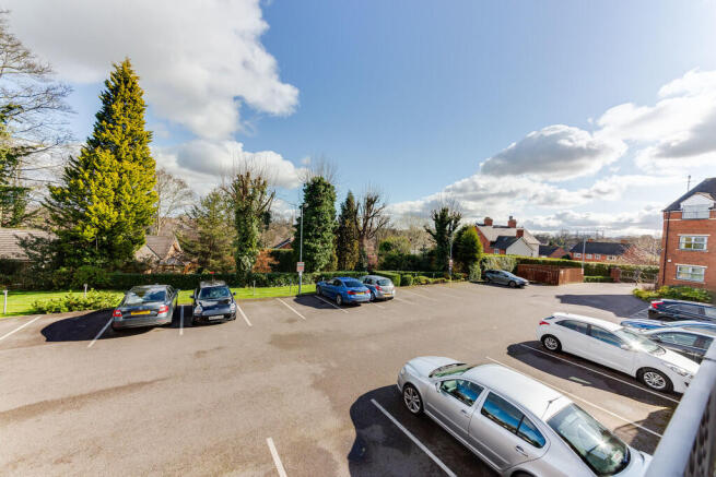 2 bed Apartment for sale Image 11