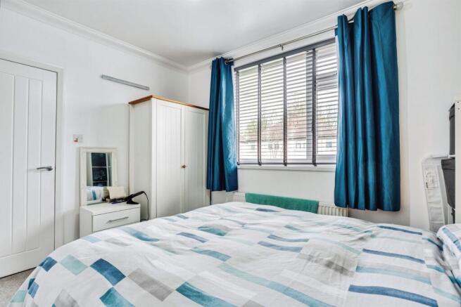 3 bed Semi-Detached for sale Image 12