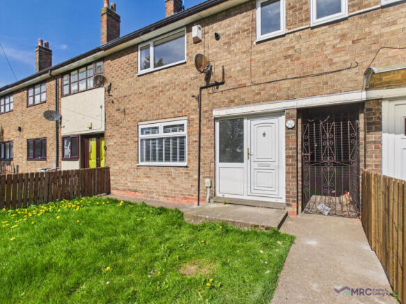 3 Bedroom Terraced House for Rent