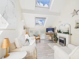 36, Fairview Close, Cheltenham GL52 2LB