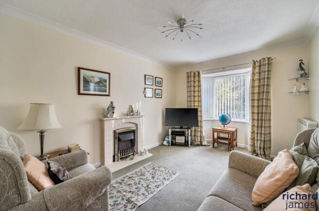 9238bd04e0344be59244d4a7d35004db