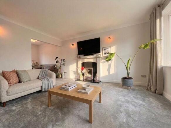 3 bed Terraced for sale Image 9