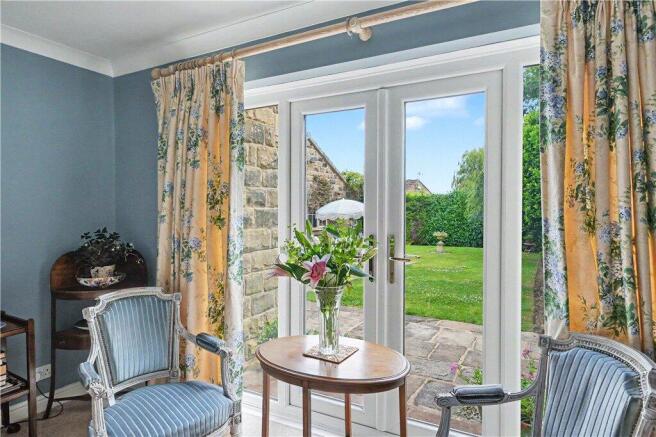 4 bed Detached for sale Image 4
