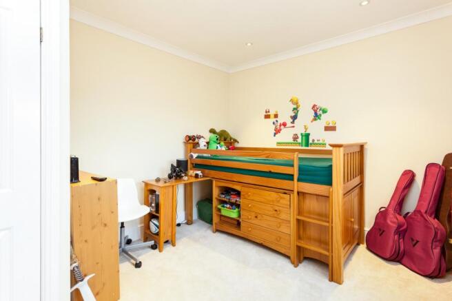 Double Bedroom 