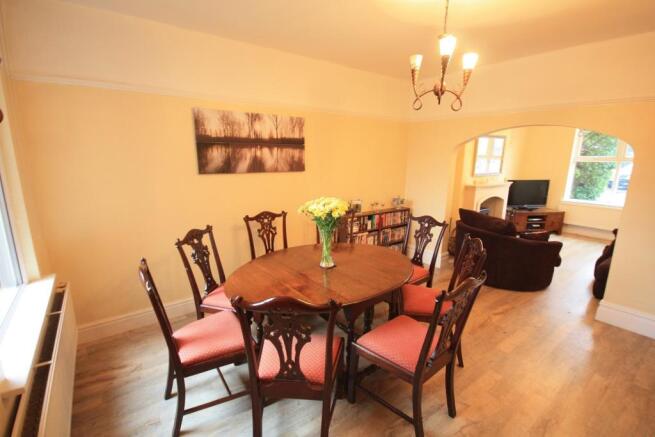 Lounge / Dining Room
