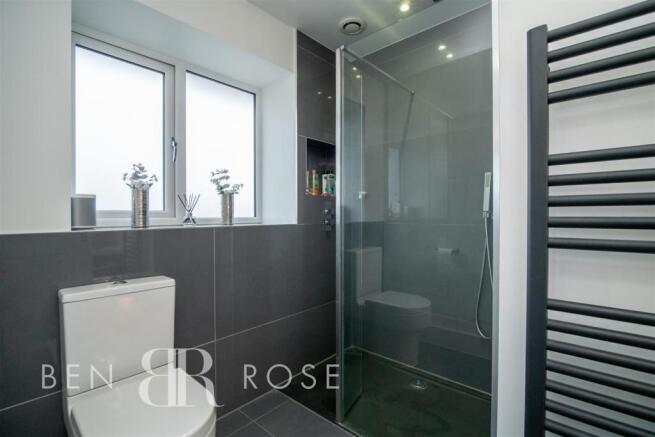 Master Ensuite