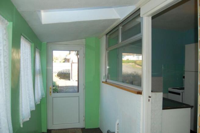 SIDE EXTENSION