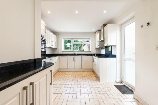 kitchen-1.jpg