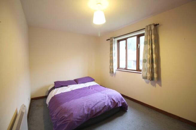 Bedroom (front)