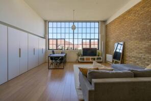 Flat 27, 23 Chimney Court, Brewhouse Lane, London E1W 2NU