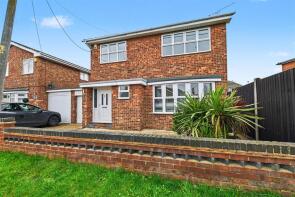 16, Baardwyk Avenue, Canvey Island SS8 8NU