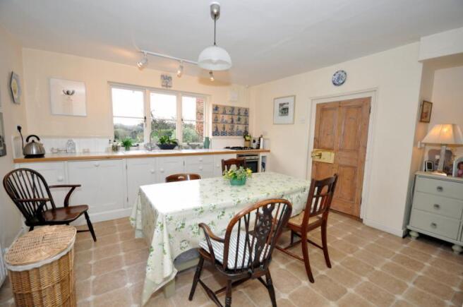 Kitchen/Breakfast Rm
