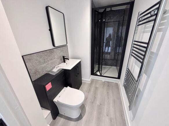 1 bed Apartment to rent Image 5