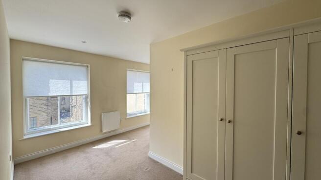 2 bed Flat to rent Image 9