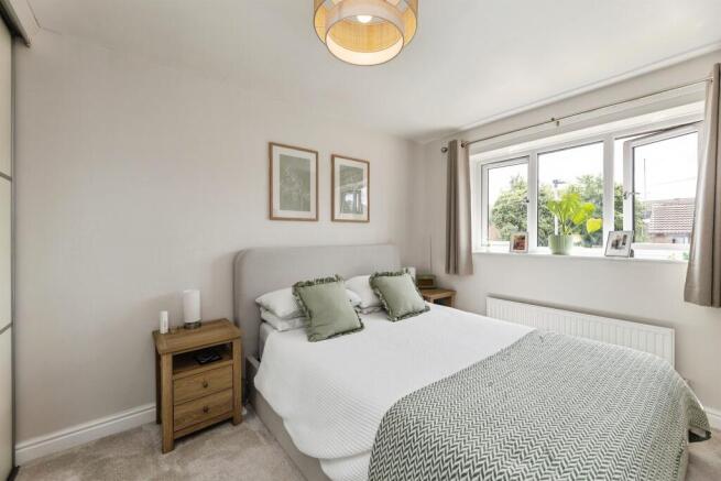 3 bed Semi-Detached for sale Image 5