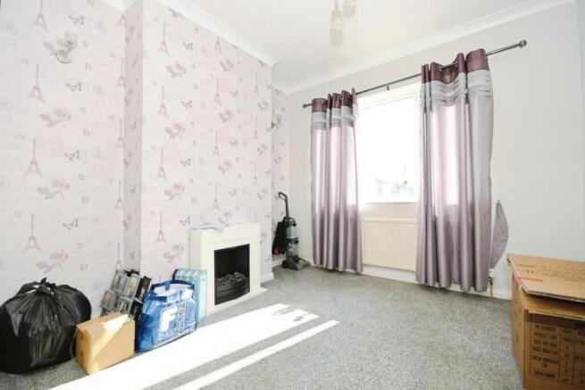 DINING ROOM.jpg