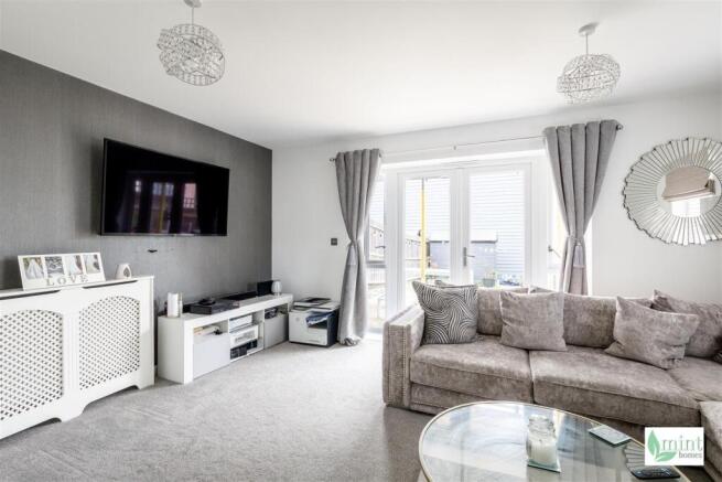 Watermark - 184 Strawberry Fields-5.jpg