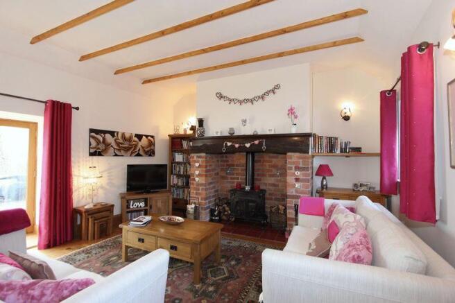 LOUNGE 1