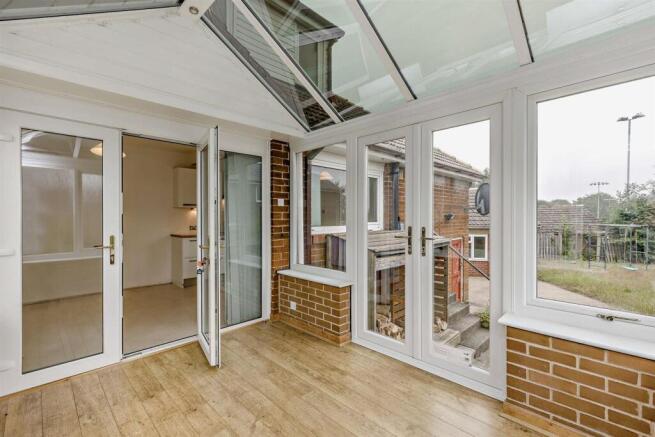 3 bed Semi-Detached Bungalow for sale Image 8