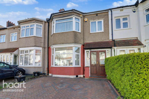 Gantshill Crescent, Gants Hill