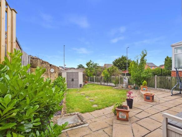 2 bed Semi-Detached Bungalow for sale Image 4