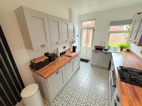 3 bed Semi-Detached for sale Image 5