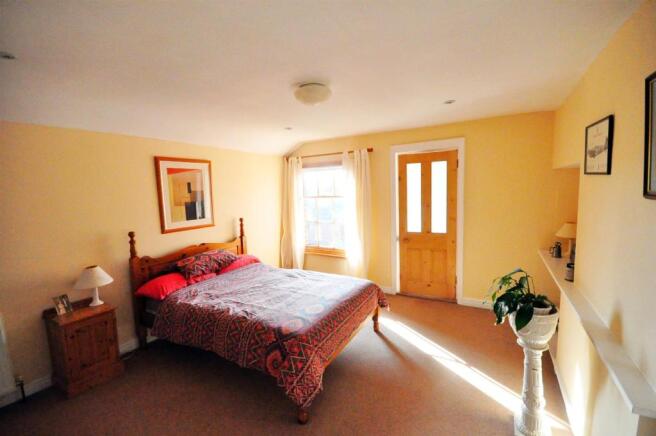 Bedroom3.jpg