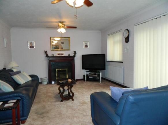 008.JPG