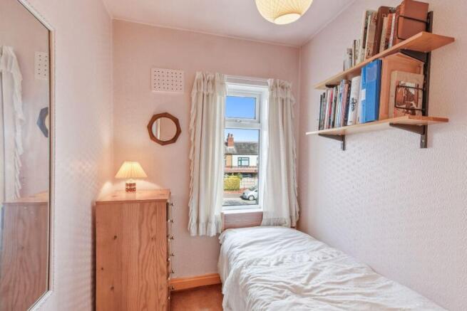 3 bed Terraced for sale Image 11