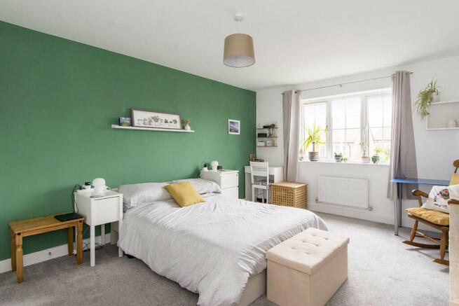 025