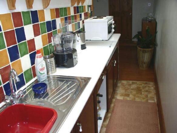 Second Kitchen/Utili