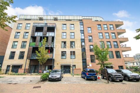 Maxwell Road, Romford, RM7