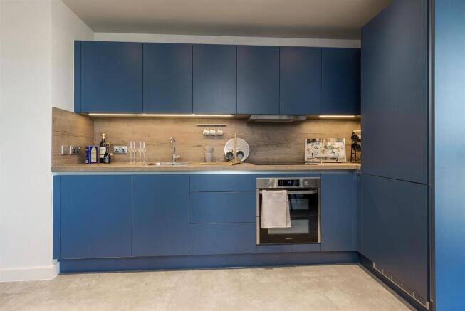 2. The Robinson- Kitchen.jpg