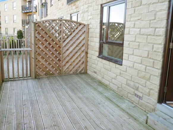 4 bed Town House for sale Image 7