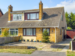 79, Hillcrest Avenue, Hullbridge SS5 6HE