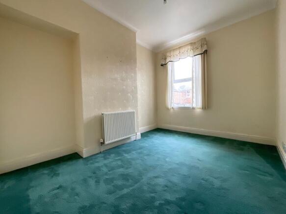 2 bed Terraced for sale Image 12
