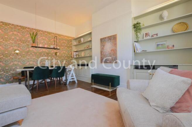 Living room 3.jpg