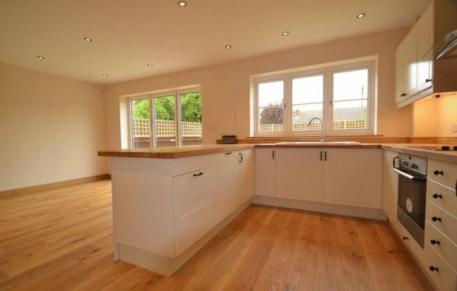 Kitchen Diner 2