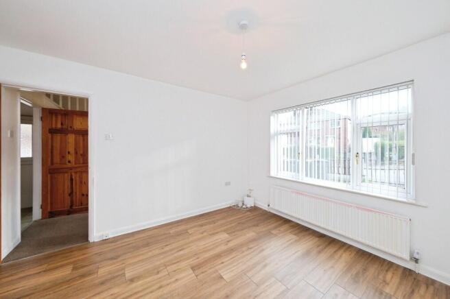 3 bed Semi-Detached for sale Image 5