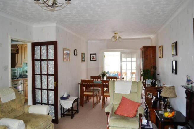 Living/Dining Room