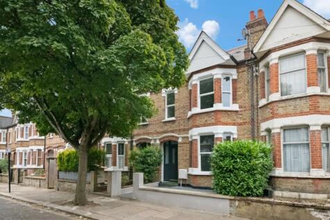 Deans Road, Hanwell, W7