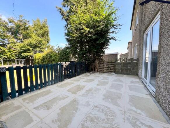 3 bed Semi-Detached to rent Image 12